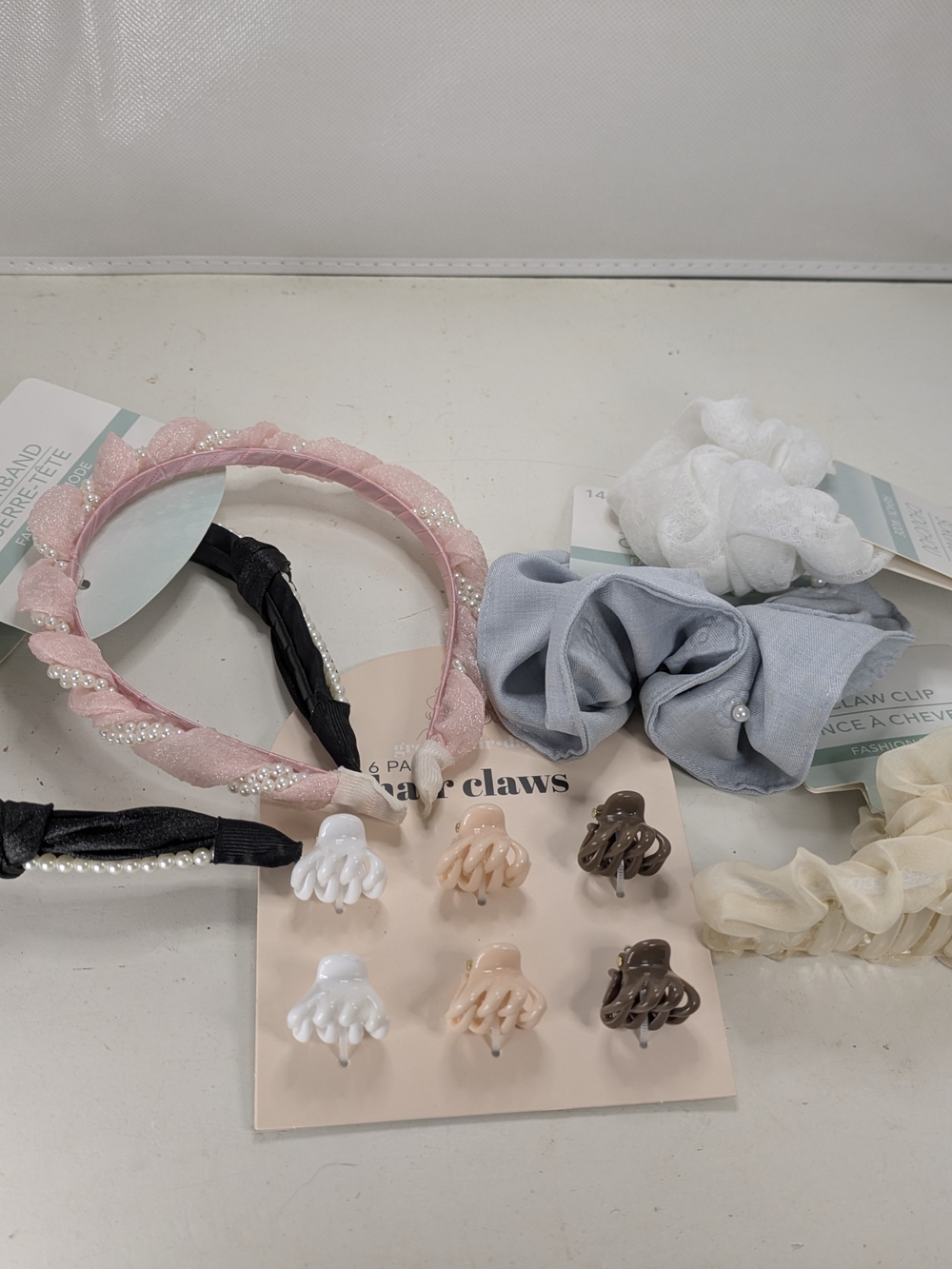 Pink Coquette Hair Accessory Bundle Headband Clips Scrunchie Set - Picture 1 of 11